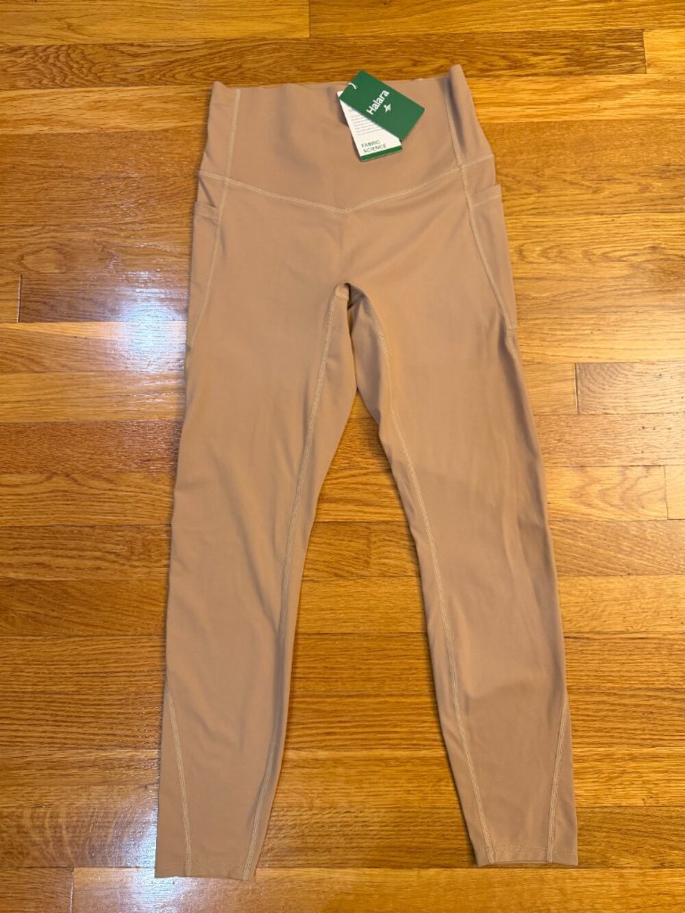 Halara UltraSculpt High Waist Tummy Control Pocket Leggings Tan Small 7/8 NWT